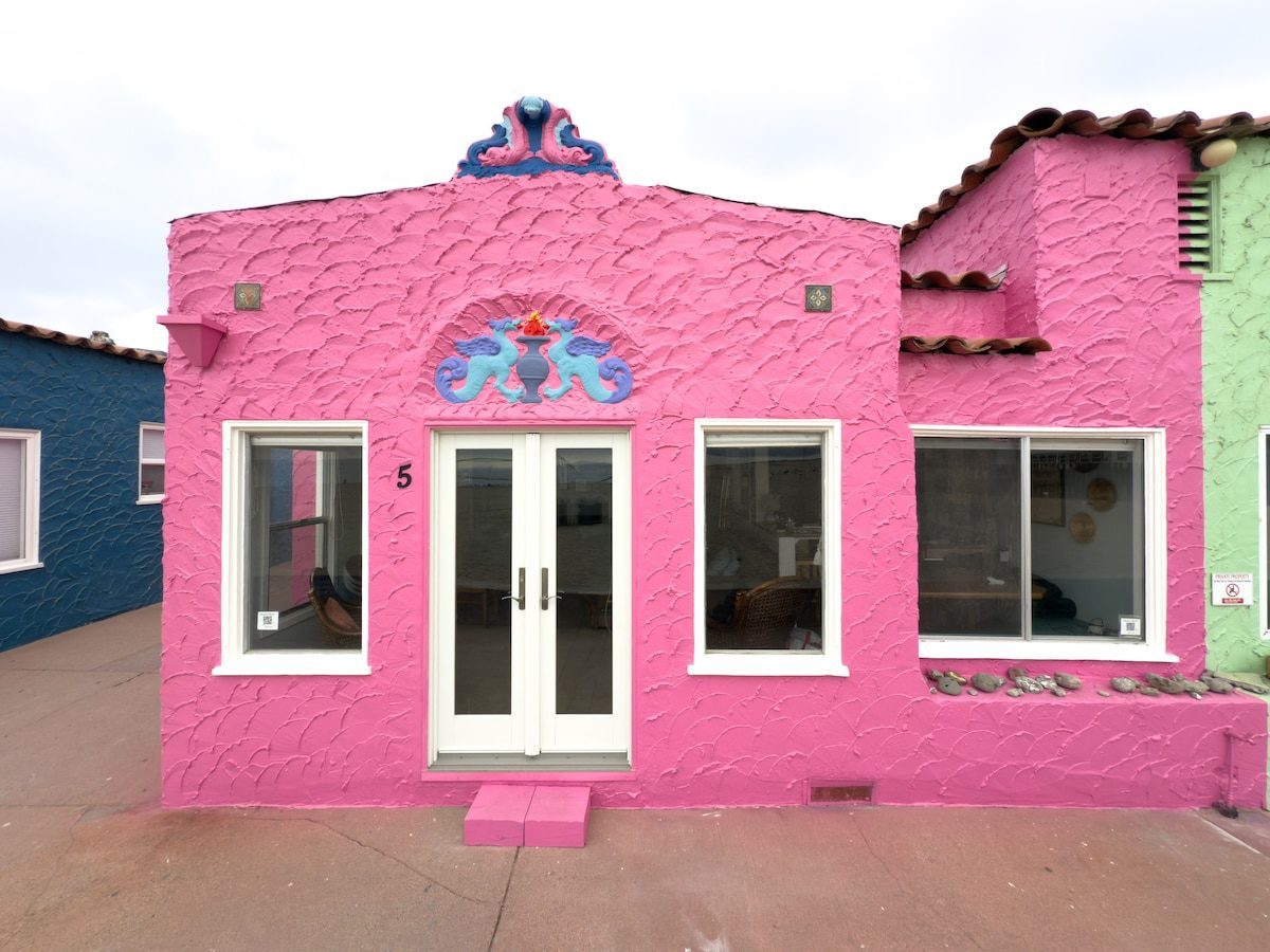 Capitola's Beachfront Haven — photo 8